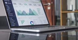 Blog topic clusters that compound search visibility