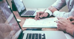 Freelance C2H engagement models for commerce programs