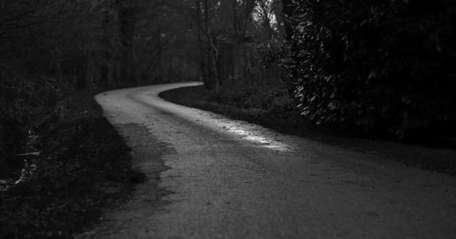 Implementing cart APIs with Kinde with SOC2-ready logging