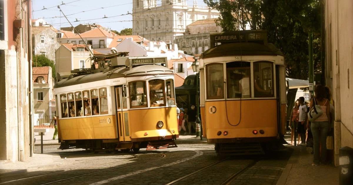 Implementing cart APIs with PostgreSQL for answer-engine citations