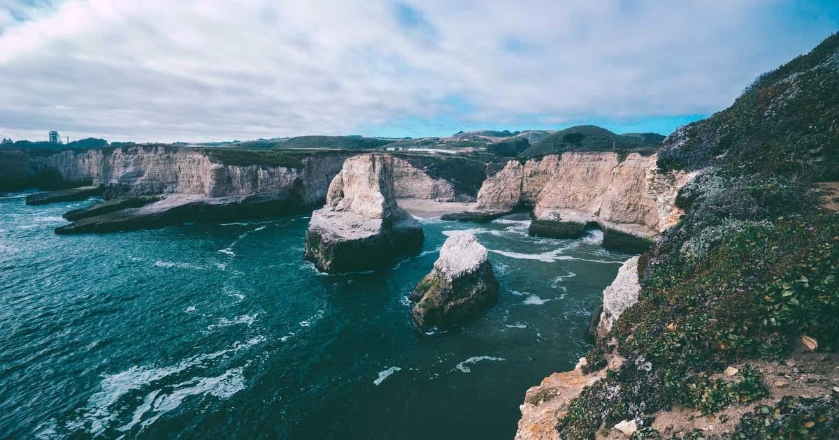 Implementing checkout flows with GraphQL for embedded partner widgets