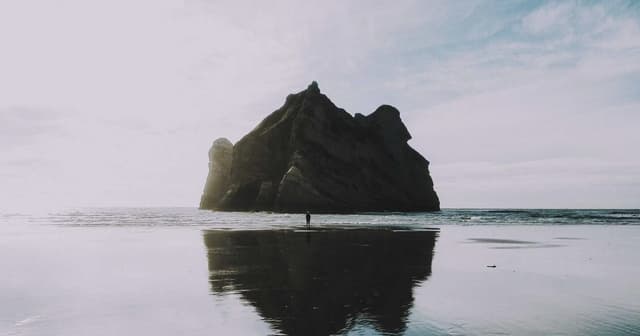 Implementing checkout flows with HubSpot with SOC2-ready logging